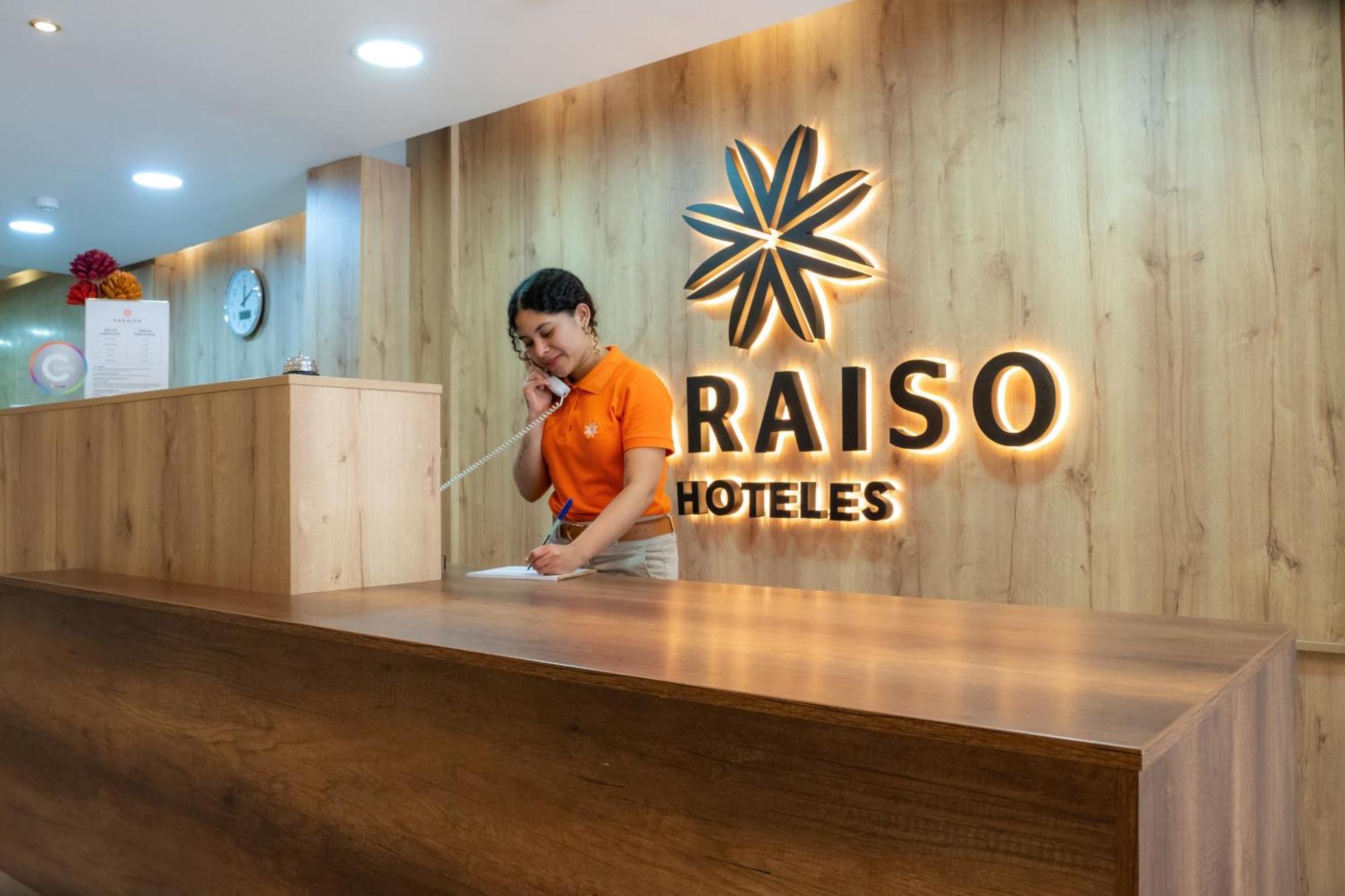 Hoteles Paraiso 치클라요 외부 사진